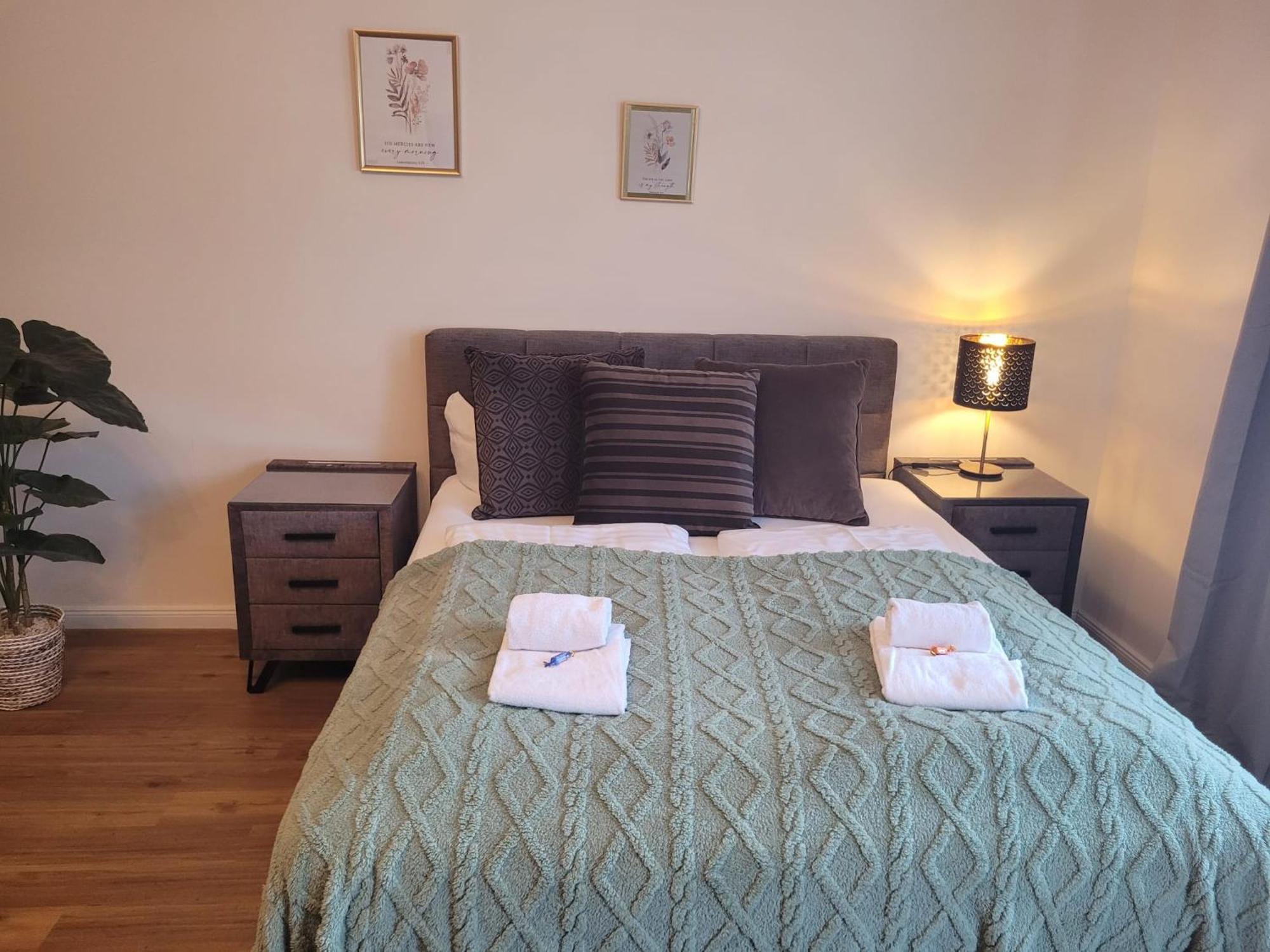 Stay Apartment Bergblick 4 Personen Parkplatz Zentral Bad Pyrmont Zewnętrze zdjęcie