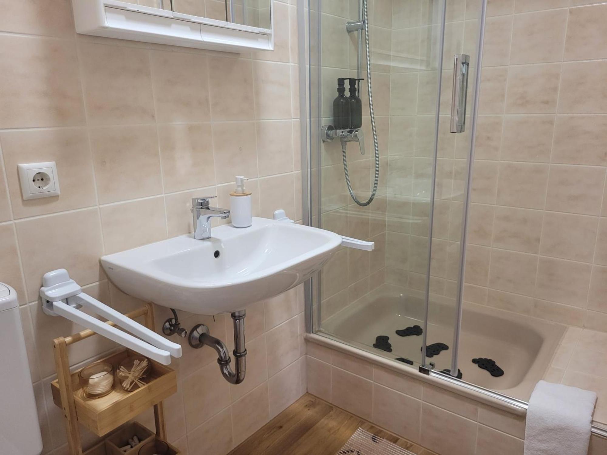 Stay Apartment Bergblick 4 Personen Parkplatz Zentral Bad Pyrmont Zewnętrze zdjęcie